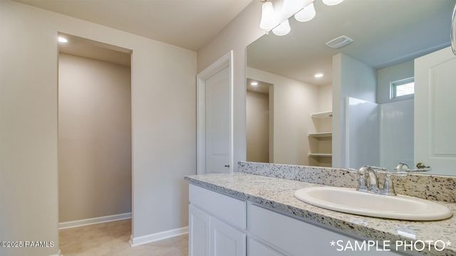 629 Griffiths Court, Breaux Bridge, LA 70517