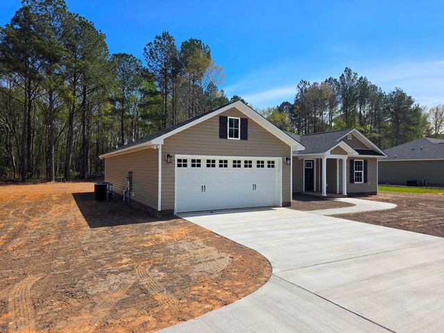 1003 S St Pauls Church Road, Sumter, SC 29154