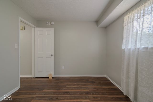 5804 Milhouse Road, Indianapolis, IN 46221