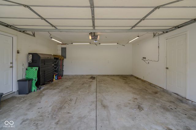5804 Milhouse Road, Indianapolis, IN 46221