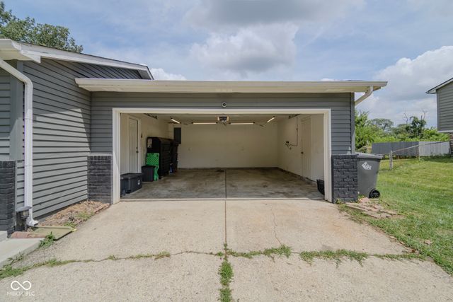 5804 Milhouse Road, Indianapolis, IN 46221