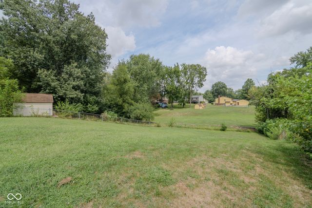 5804 Milhouse Road, Indianapolis, IN 46221