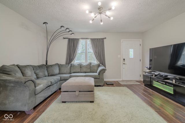 5804 Milhouse Road, Indianapolis, IN 46221