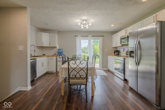 5804 Milhouse Road, Indianapolis, IN 46221