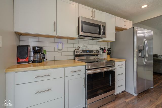 5804 Milhouse Road, Indianapolis, IN 46221