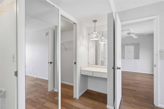 6032 7TH AVENUE W 6032, Bradenton, FL 34209