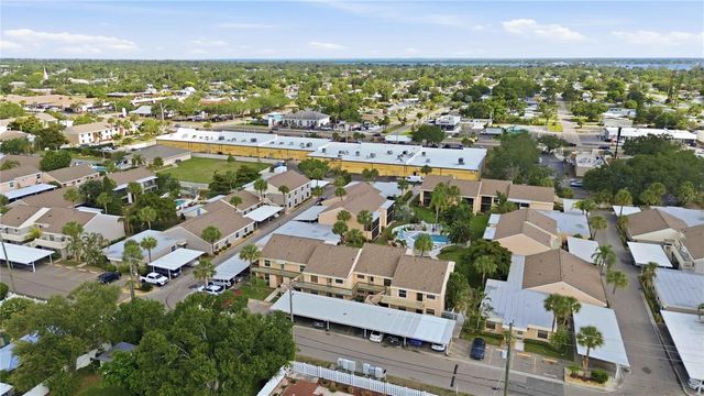 6032 7TH AVENUE W 6032, Bradenton, FL 34209