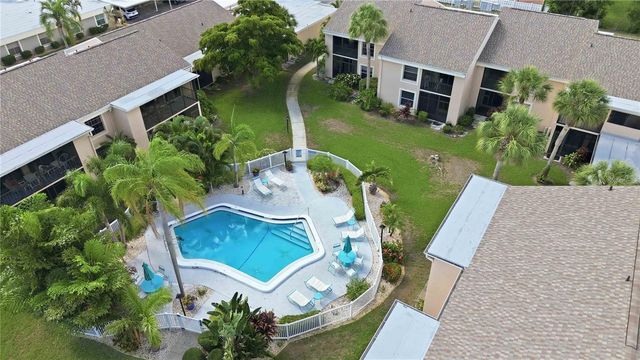 6032 7TH AVENUE W 6032, Bradenton, FL 34209