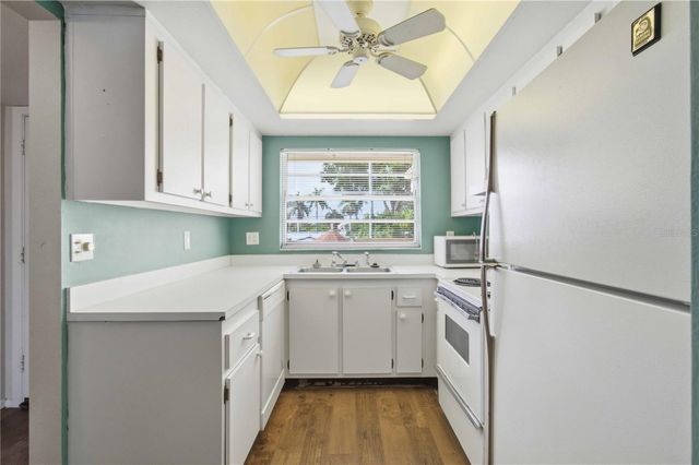 6032 7TH AVENUE W 6032, Bradenton, FL 34209