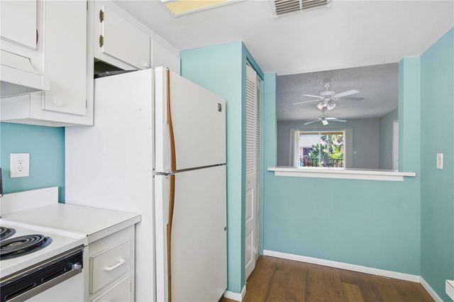 6032 7TH AVENUE W 6032, Bradenton, FL 34209
