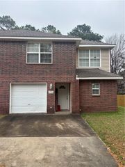 1776 Evening Shade Drive, Fayetteville, AR 72703