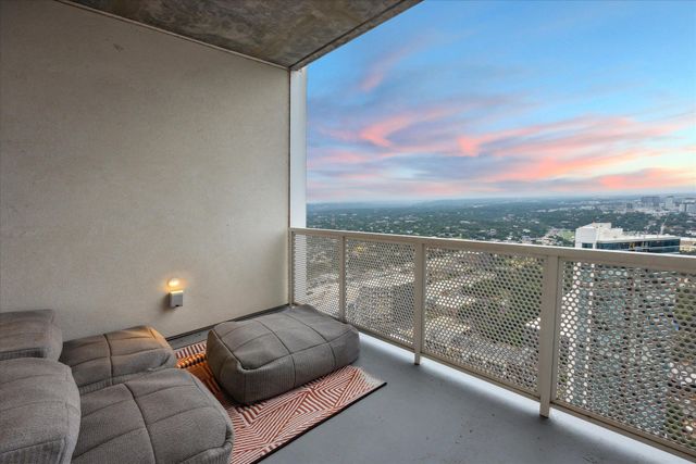 301 West Ave 4703, Austin, TX 78701
