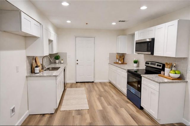 1341 Pine Avenue, Atlanta, GA 30344