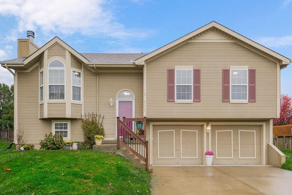 8002 NE 107th Street, Kansas City, MO 64157