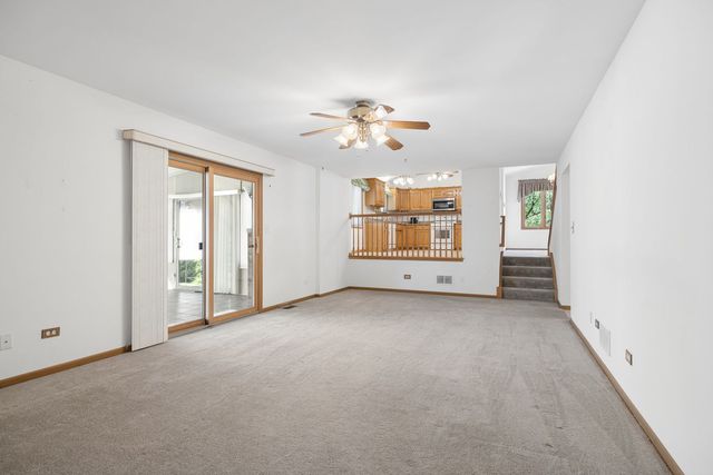 611 Flanagan Drive, Minooka, IL 60447