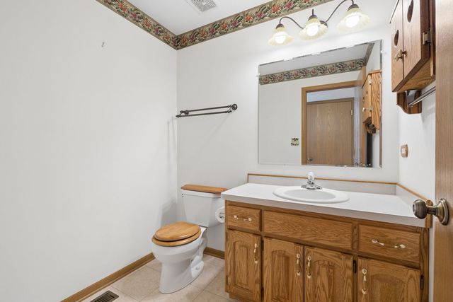 611 Flanagan Drive, Minooka, IL 60447