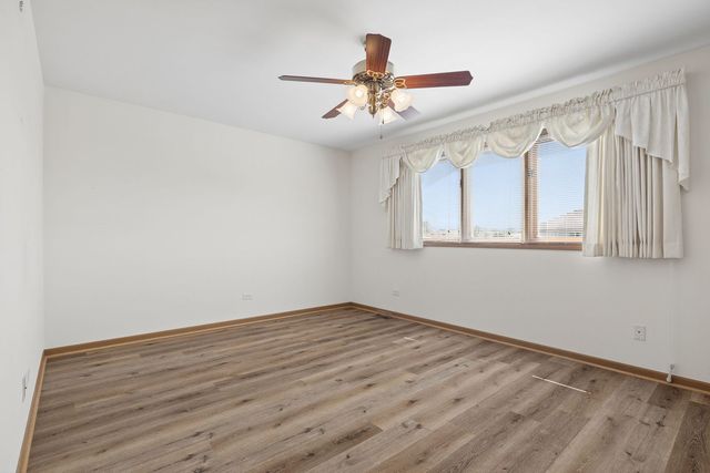 611 Flanagan Drive, Minooka, IL 60447