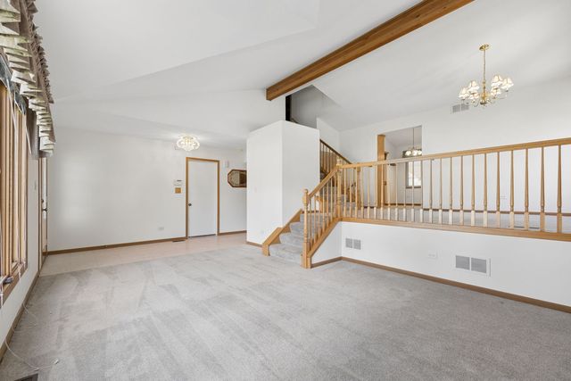 611 Flanagan Drive, Minooka, IL 60447