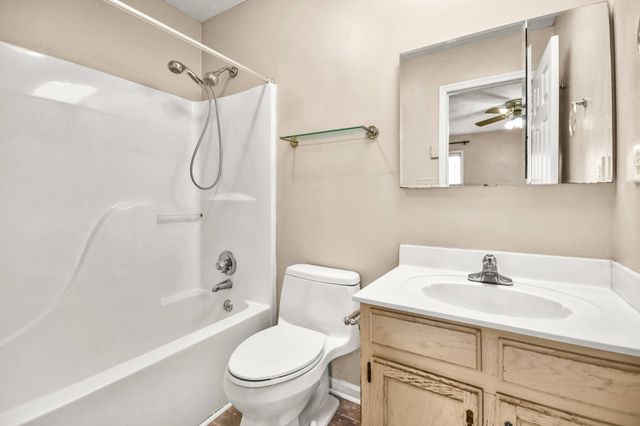 3416 Clearwater Drive, Clarksville, TN 37040