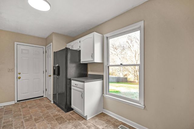 3416 Clearwater Drive, Clarksville, TN 37040