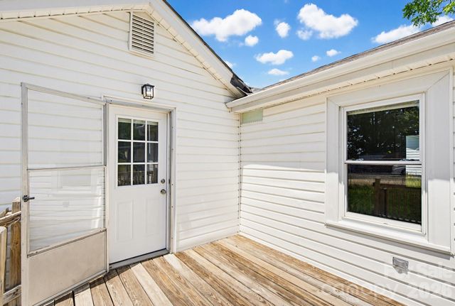 1627 Warren Avenue, Gastonia, NC 28054