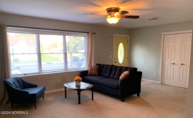 508 Asbury Avenue, Ocean Gate, NJ 08740