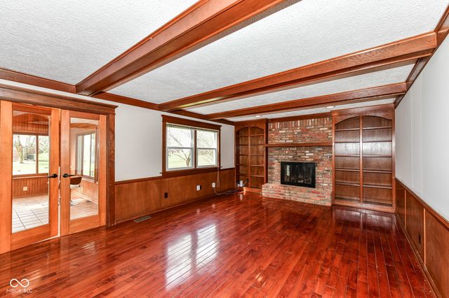 726 Ironwood Drive, Carmel, IN 46033