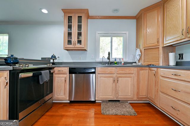 4010 Churchill Downs Drive, Gainesville, GA 30507