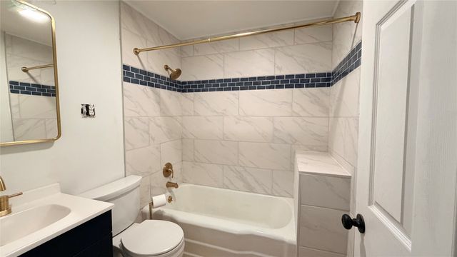 1115 W 25TH Street, Erie, PA 16502