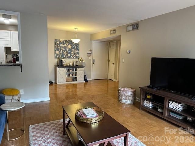 1323 Queens Road 313, Charlotte, NC 28207