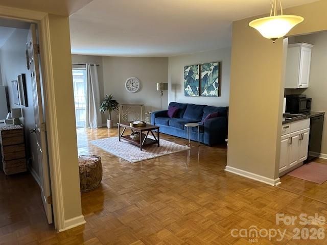 1323 Queens Road 313, Charlotte, NC 28207