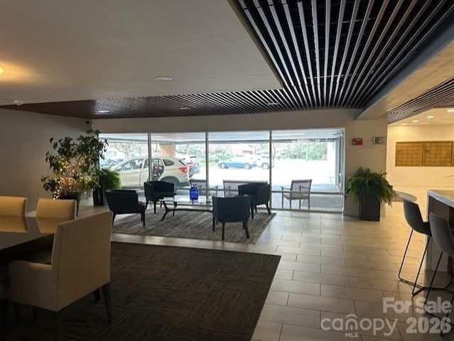 1323 Queens Road 313, Charlotte, NC 28207