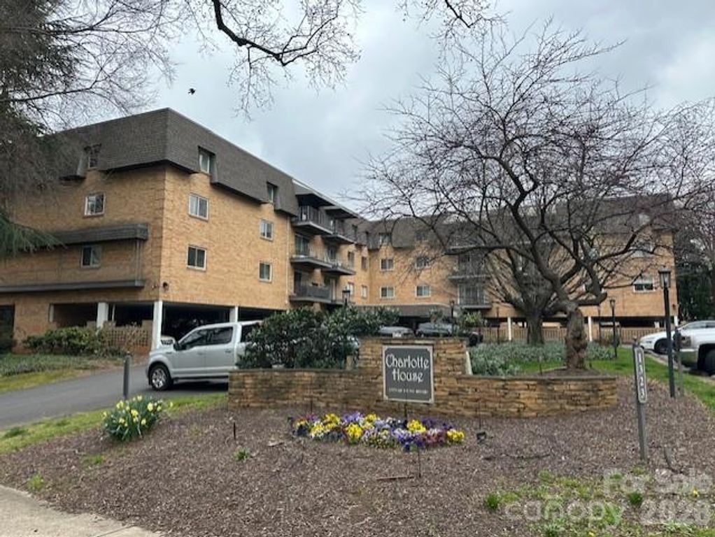 1323 Queens Road 313, Charlotte, NC 28207