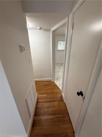 222 N Hawthorne Road D, Winston-salem, NC 27104