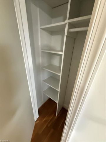 222 N Hawthorne Road D, Winston-salem, NC 27104