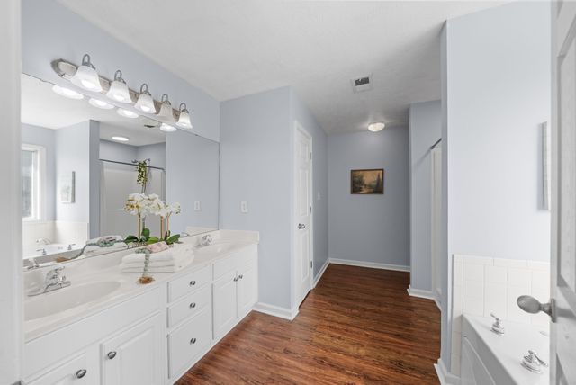 3368 Heatherwood Trce, Clarksville, TN 37040