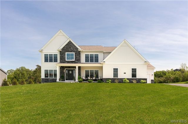 3 Blue Heron Drive, Orchard Park, NY 14127
