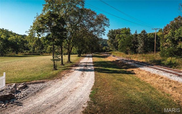 14600 Texas Road, St Robert, MO 65584