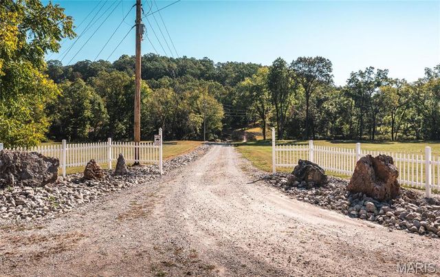 14600 Texas Road, St Robert, MO 65584