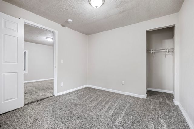 631 SE 27th Court, Des Moines, IA 50317