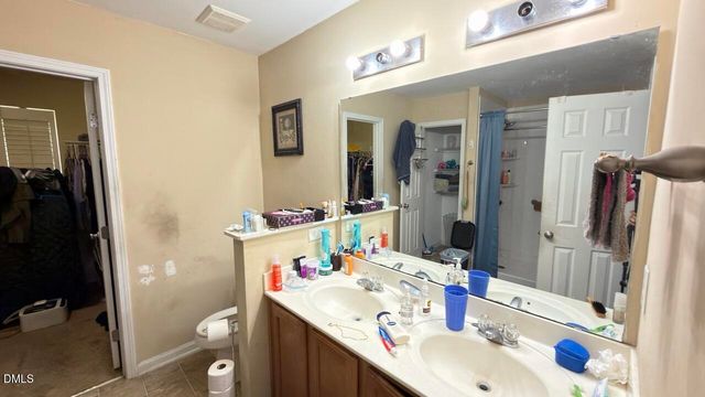 1745 E Honey Springs Avenue, Fuquay Varina, NC 27526