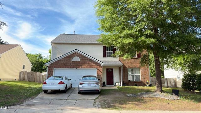 1745 E Honey Springs Avenue, Fuquay Varina, NC 27526