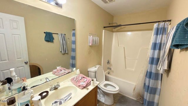 1745 E Honey Springs Avenue, Fuquay Varina, NC 27526