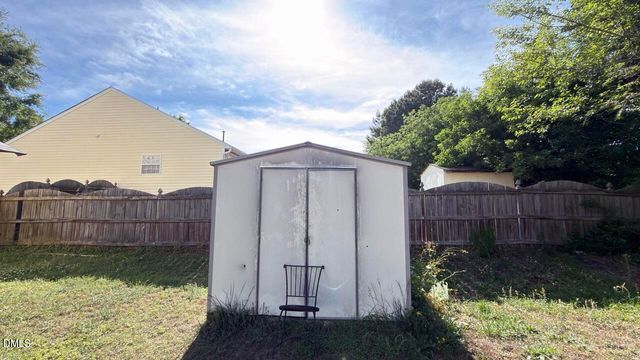 1745 E Honey Springs Avenue, Fuquay Varina, NC 27526