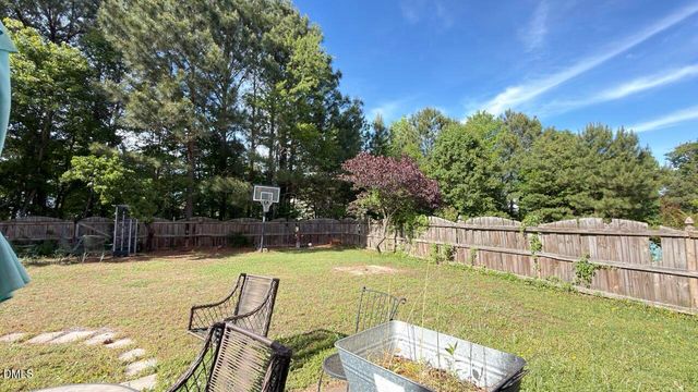 1745 E Honey Springs Avenue, Fuquay Varina, NC 27526