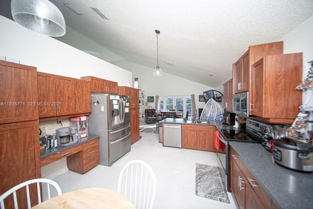 13020 SW 17th Court, Miramar, FL 33027