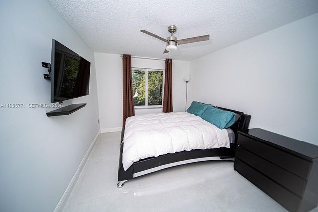 13020 SW 17th Court, Miramar, FL 33027