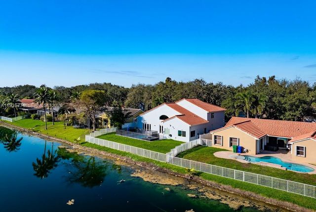 13020 SW 17th Court, Miramar, FL 33027