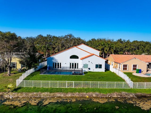 13020 SW 17th Court, Miramar, FL 33027