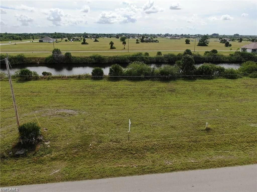 4102 NW 39th LN, CAPE CORAL, FL 33993 — exterior